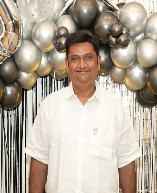 Shri Shivkumar Pande